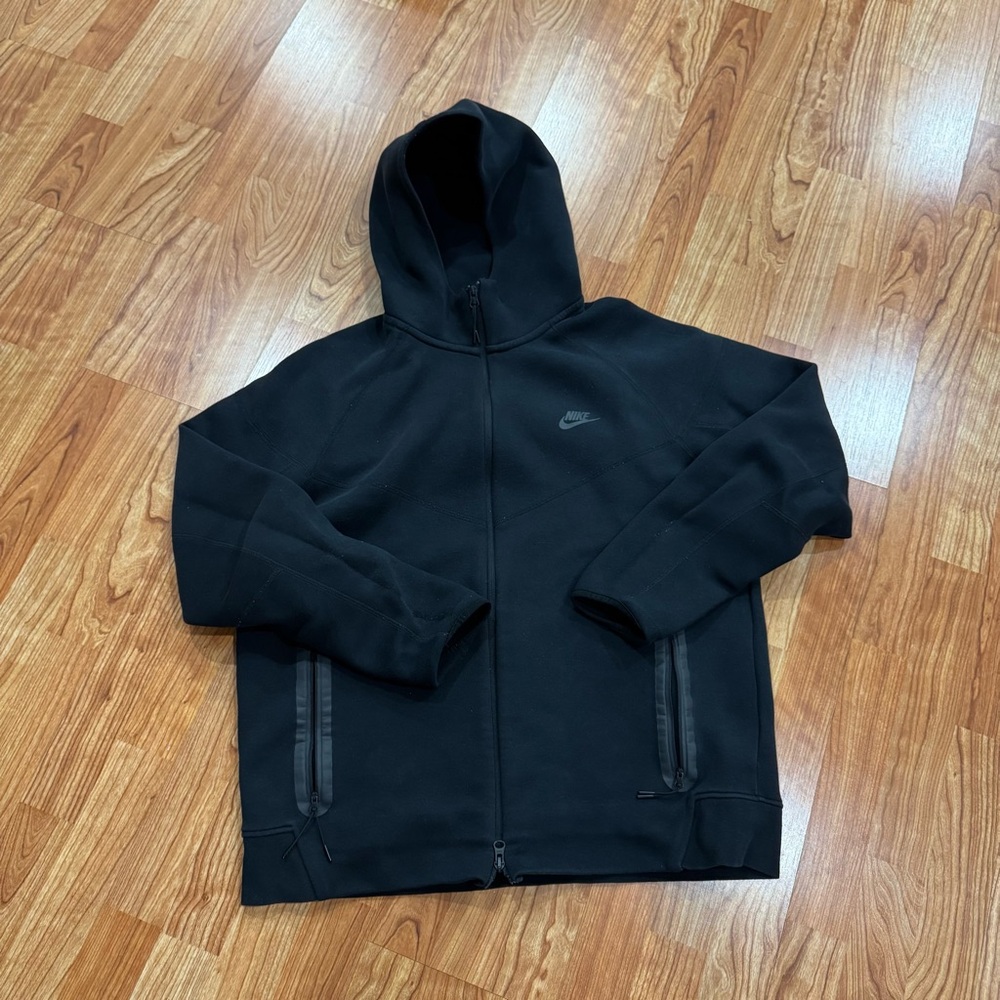 XLT Nike Tech